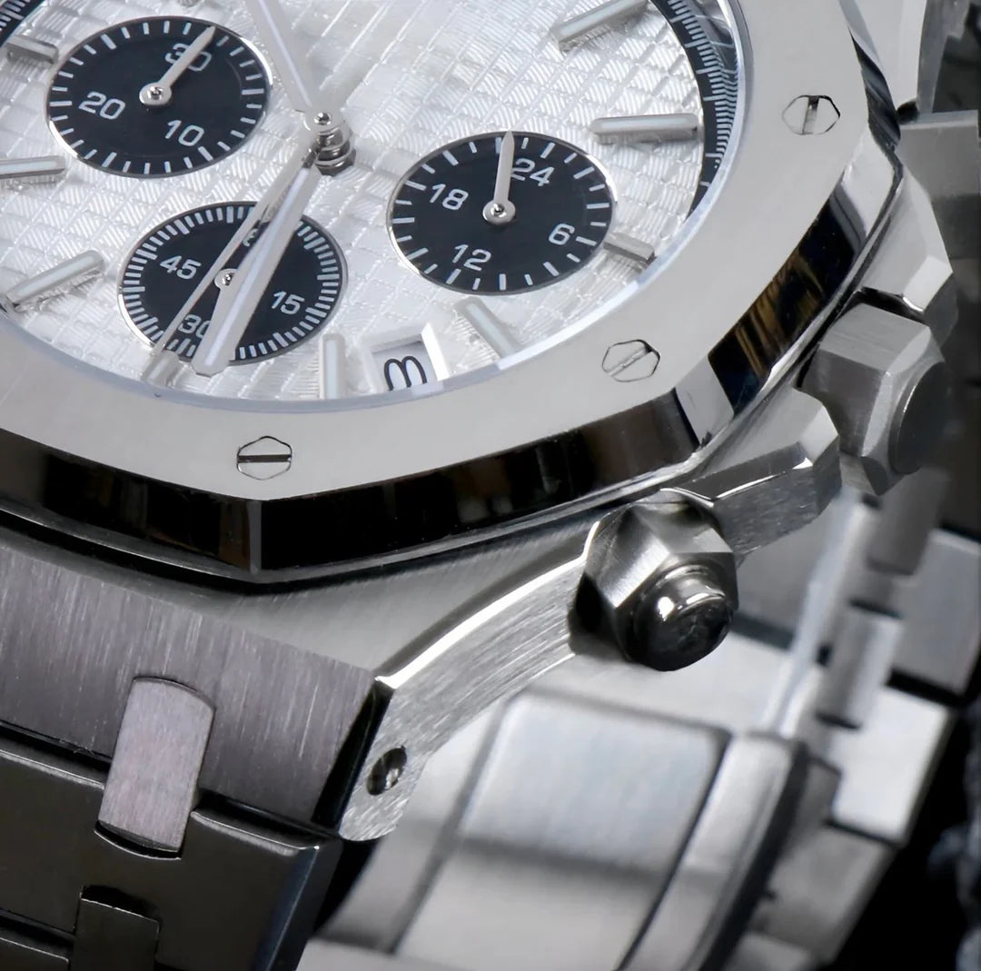 Royal SeiOak Chrono | Panda